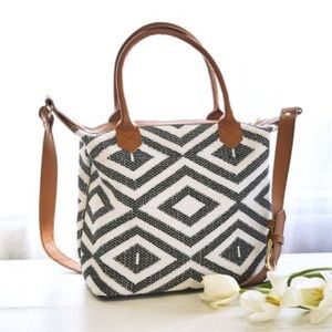 Tribe Alive Custom carry-all from Zoe Report